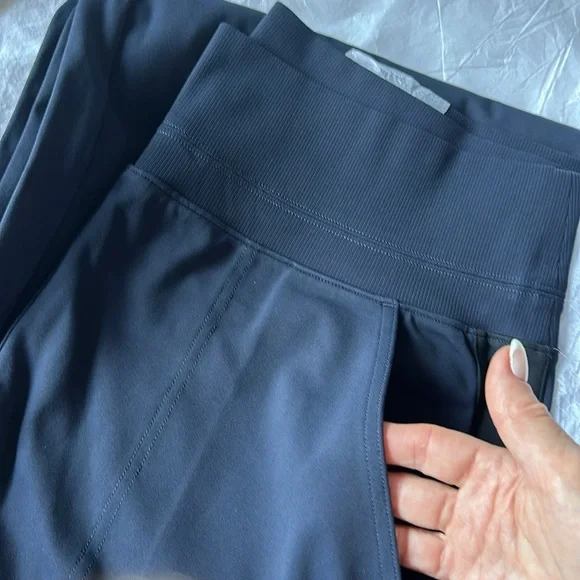 Athleta NEW Venice Wide Leg Color Block pant, Navy with Black Side Trim. Pockets - Picture 8 of 14